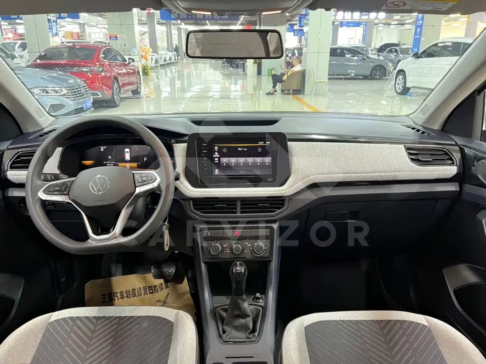 Volkswagen Tharu
