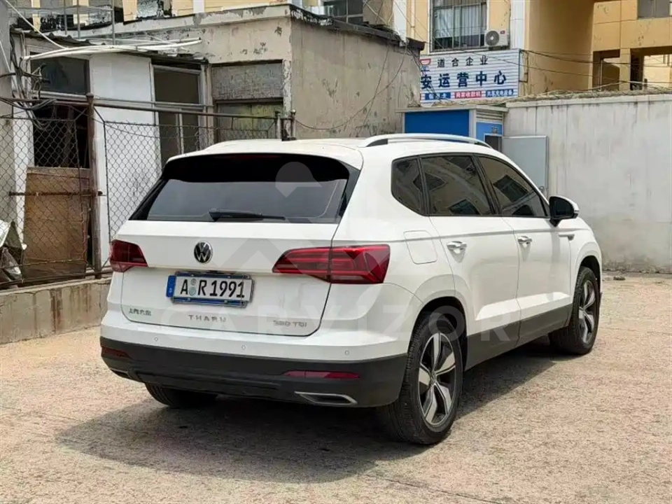 Volkswagen Tharu