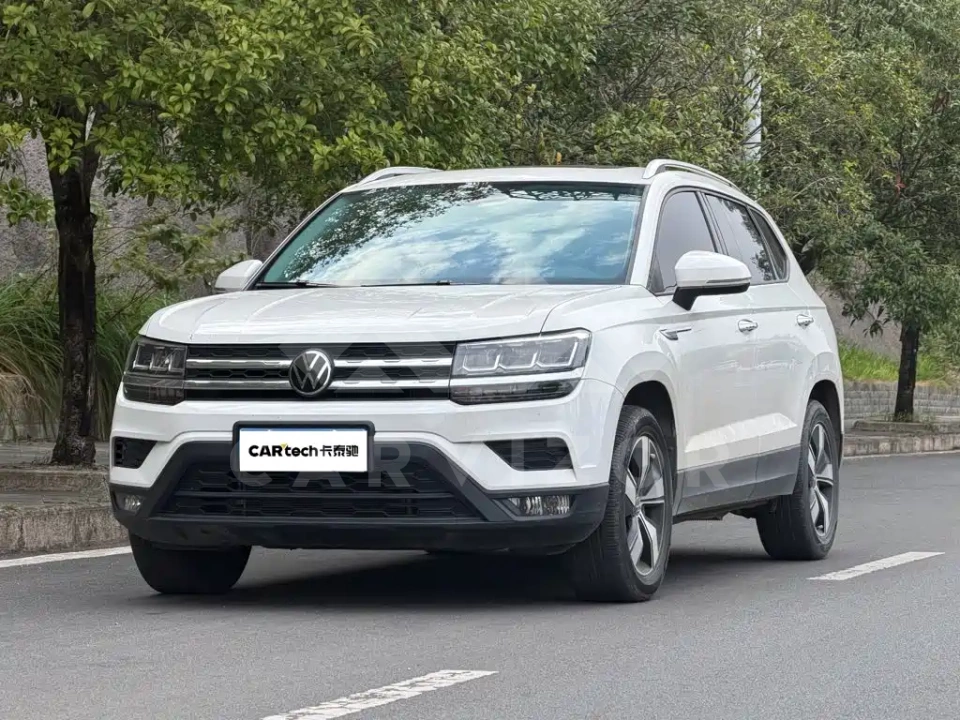 Volkswagen Tharu
