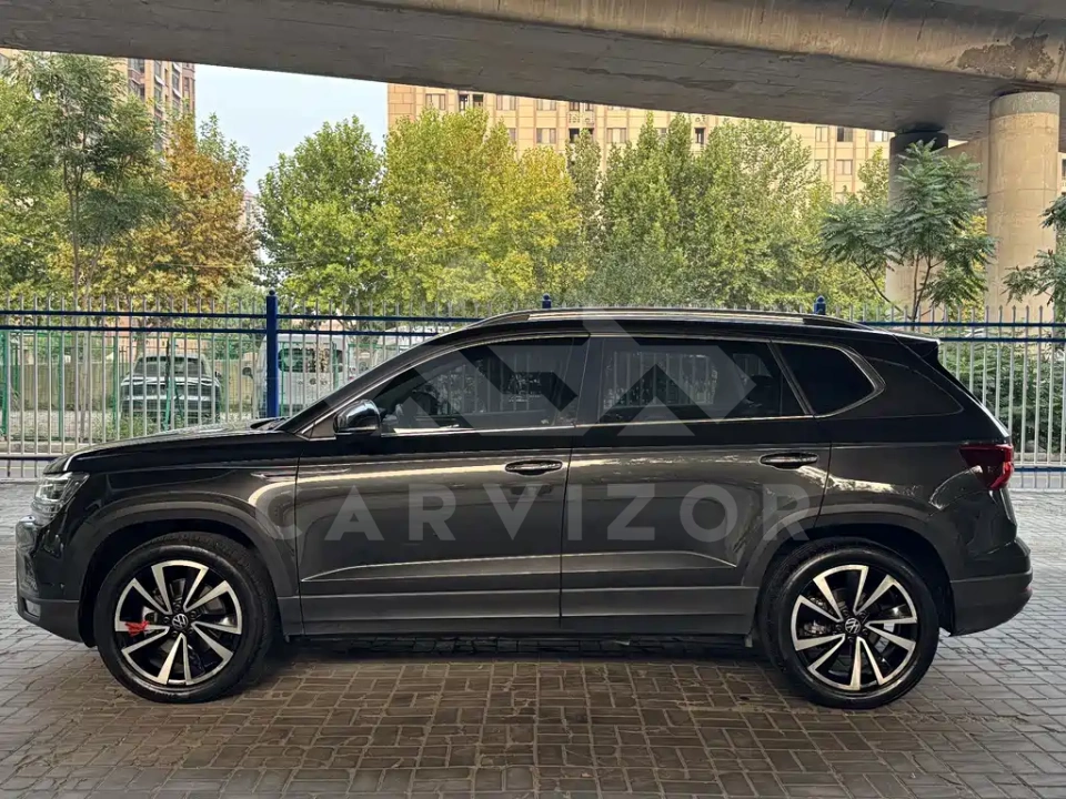 Volkswagen Tharu