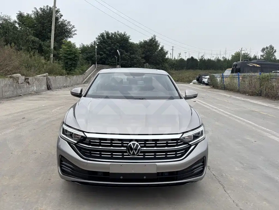 Volkswagen Sagitar