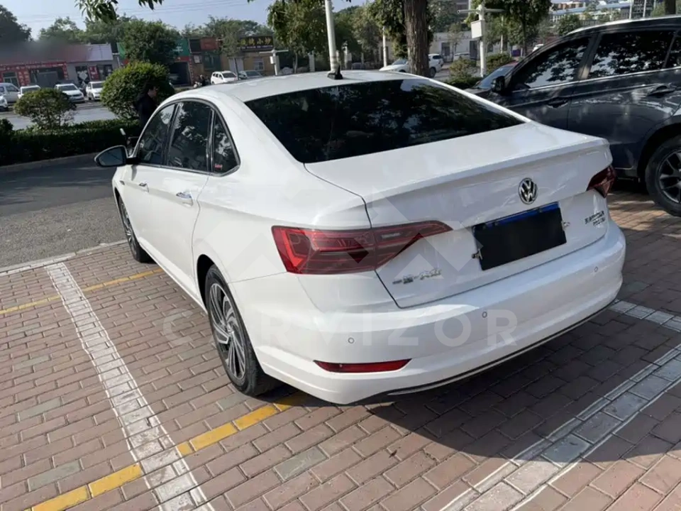 Volkswagen Sagitar
