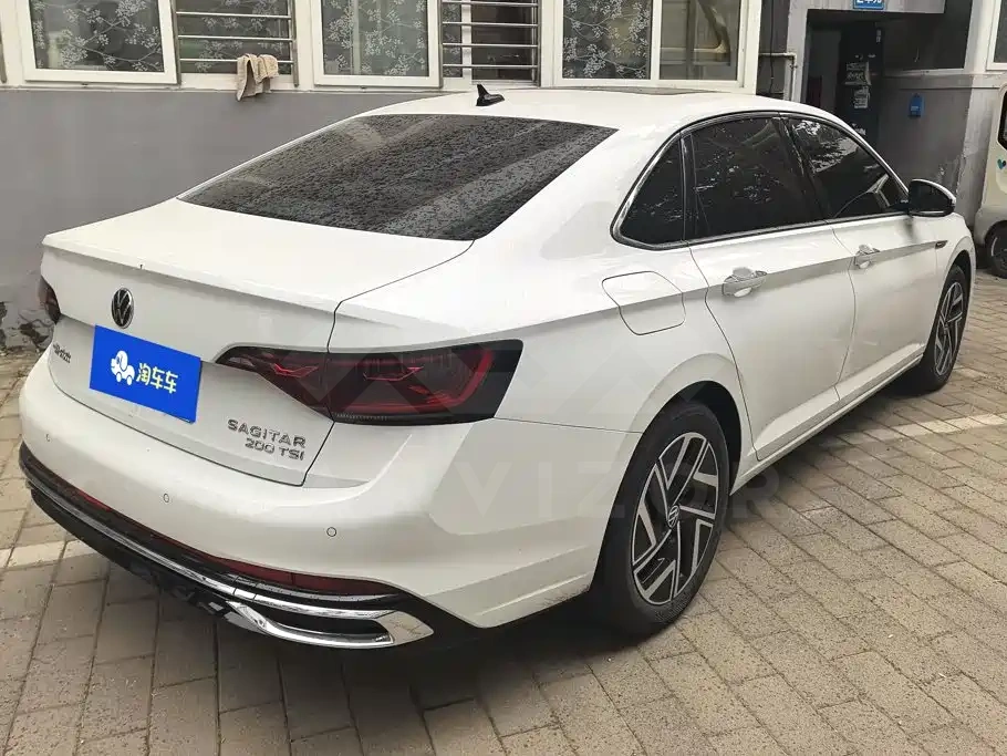 Volkswagen Sagitar