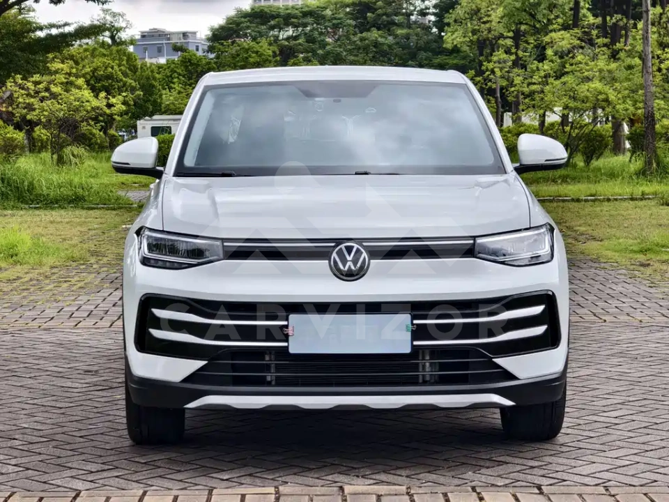 Volkswagen Tharu