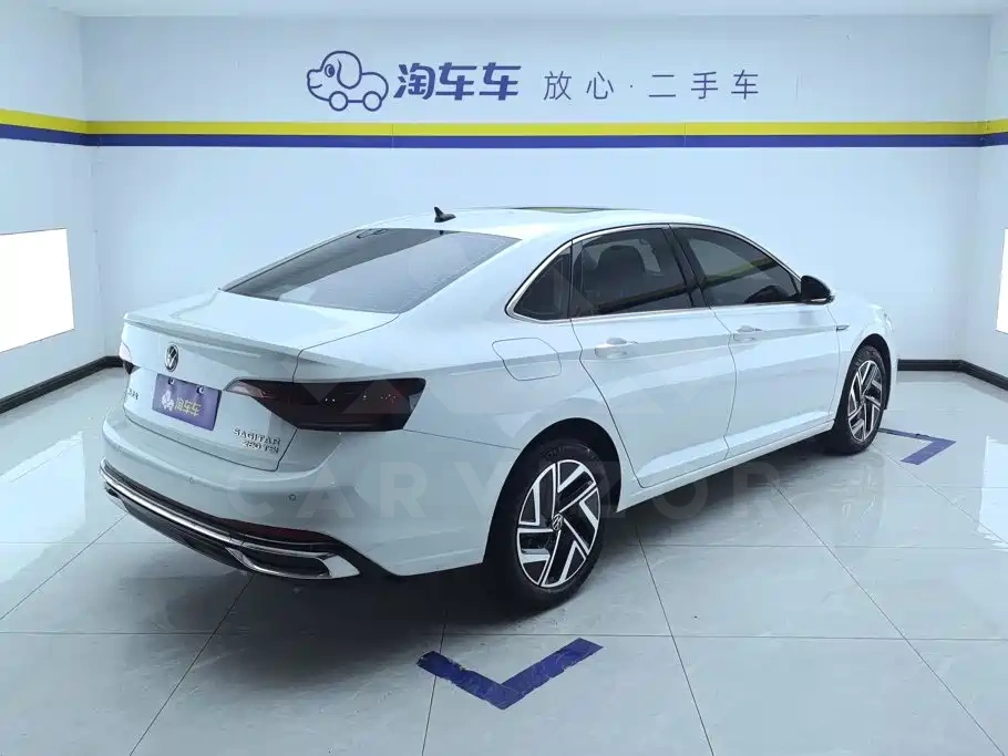 Volkswagen Sagitar