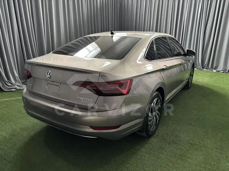 Volkswagen Sagitar