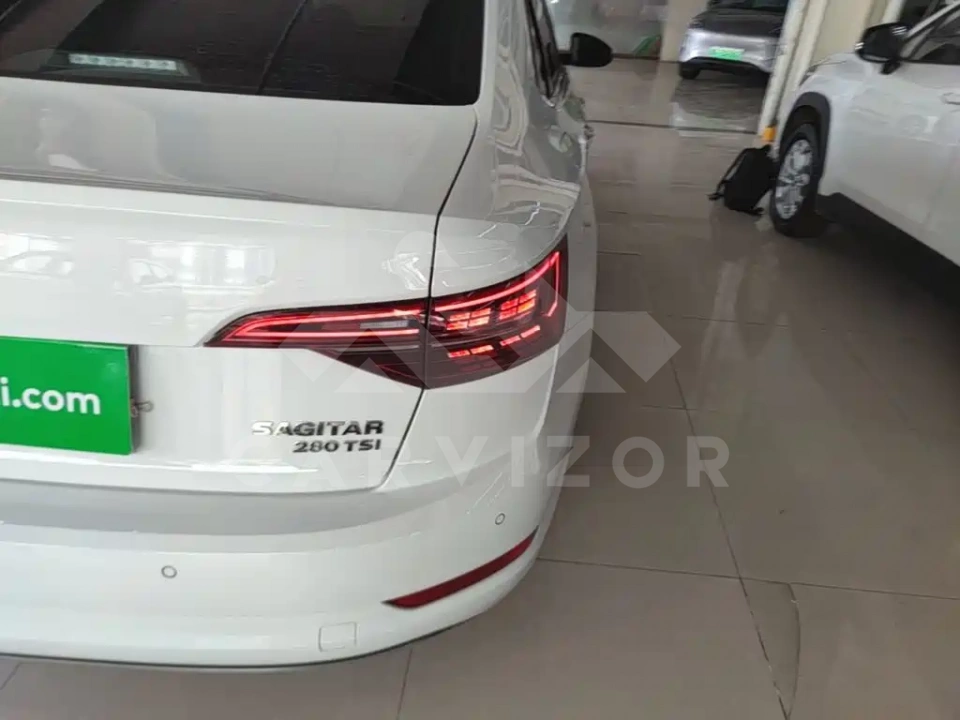 Volkswagen Sagitar