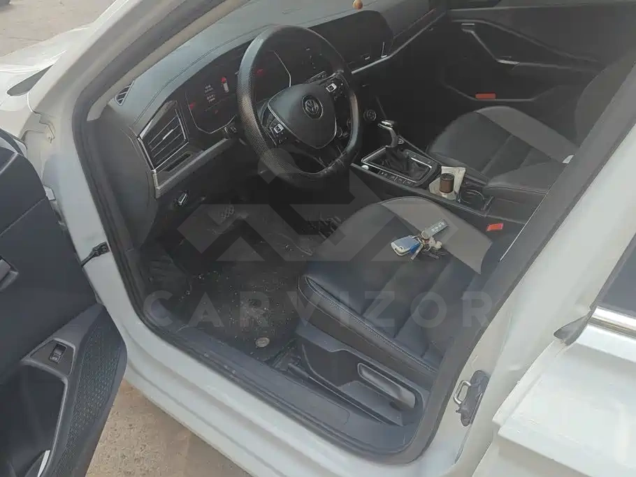Volkswagen Sagitar