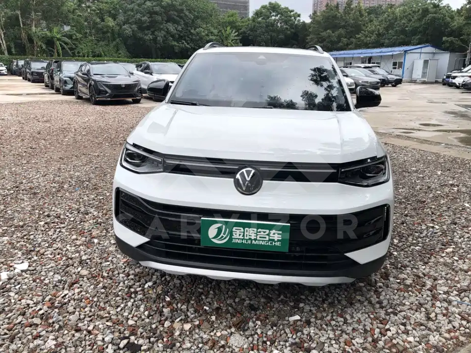 Volkswagen Tharu