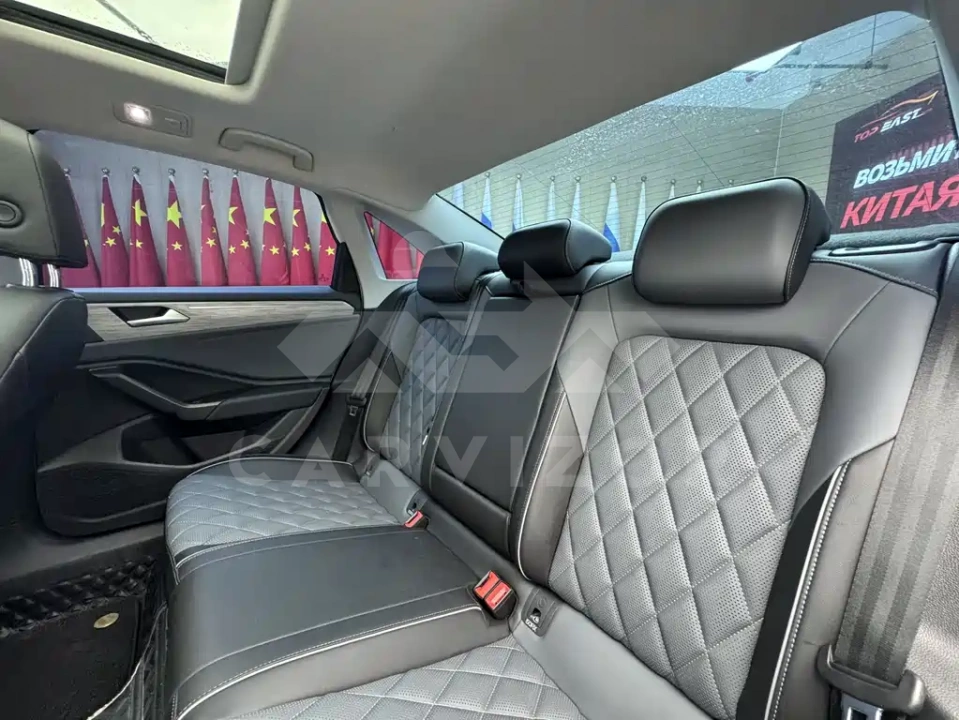 Volkswagen Sagitar