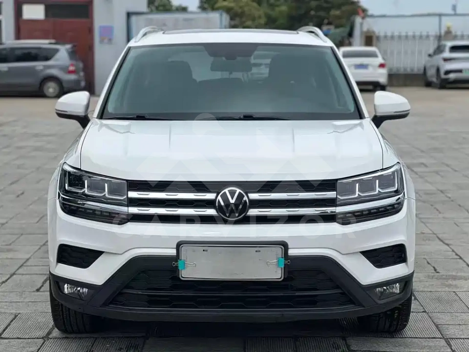 Volkswagen Tharu