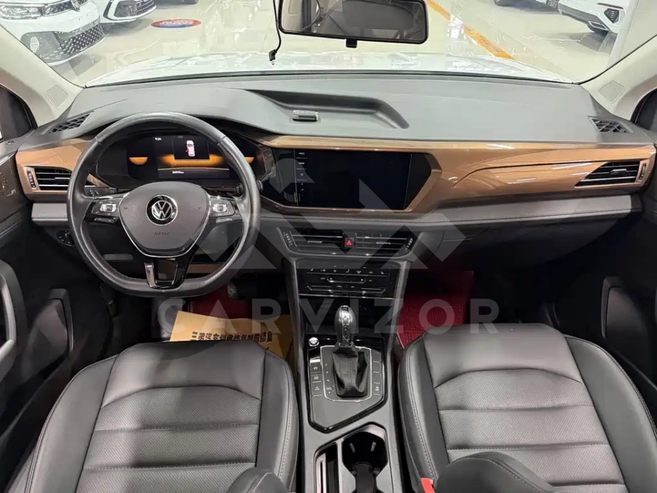 Volkswagen Tharu
