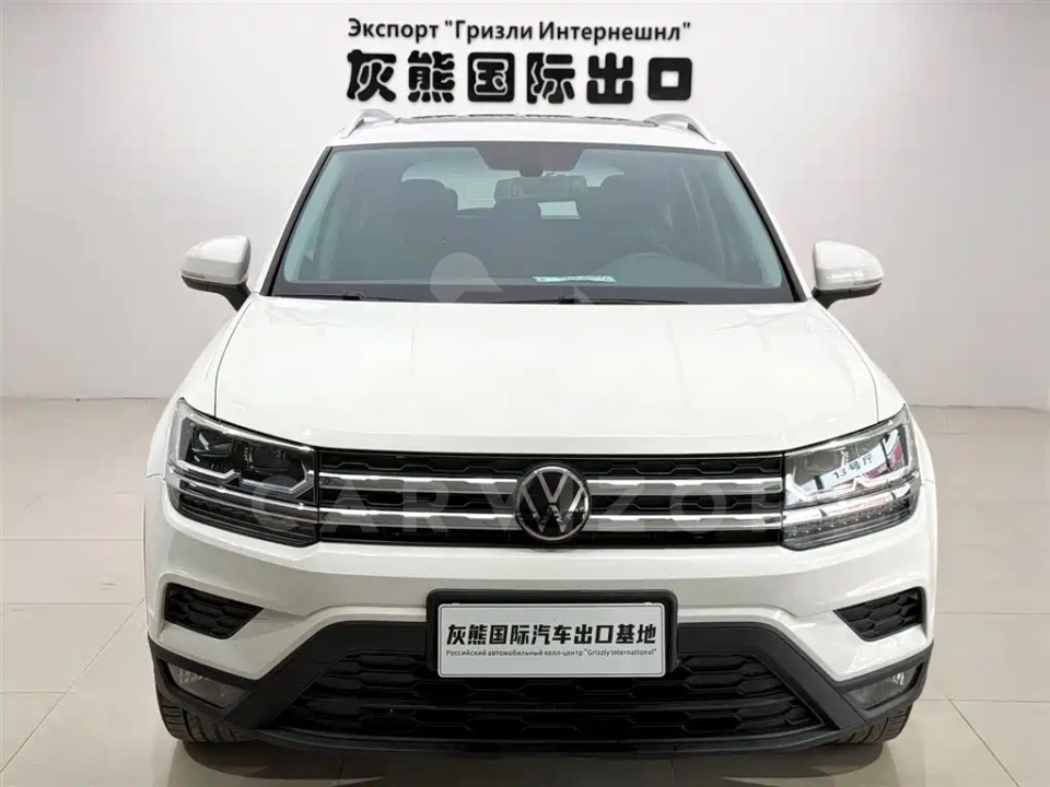 Volkswagen Tharu