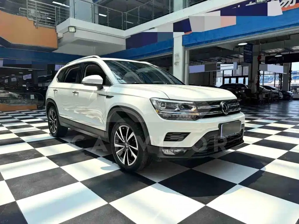 Volkswagen Tharu