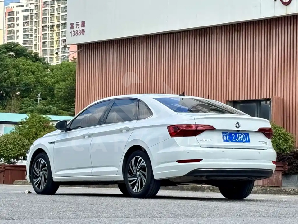 Volkswagen Sagitar
