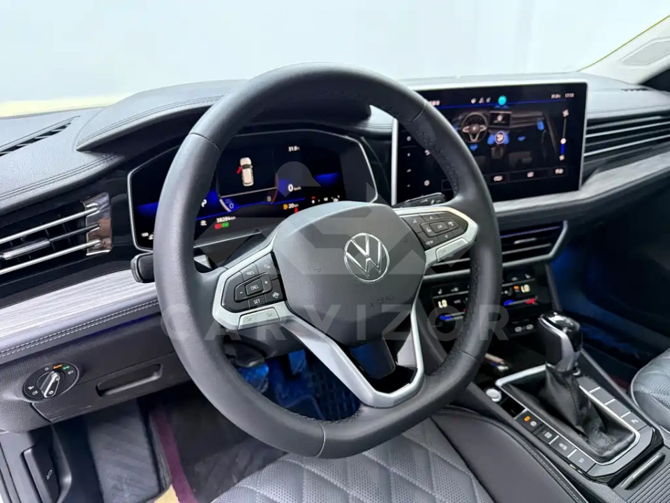 Volkswagen Sagitar