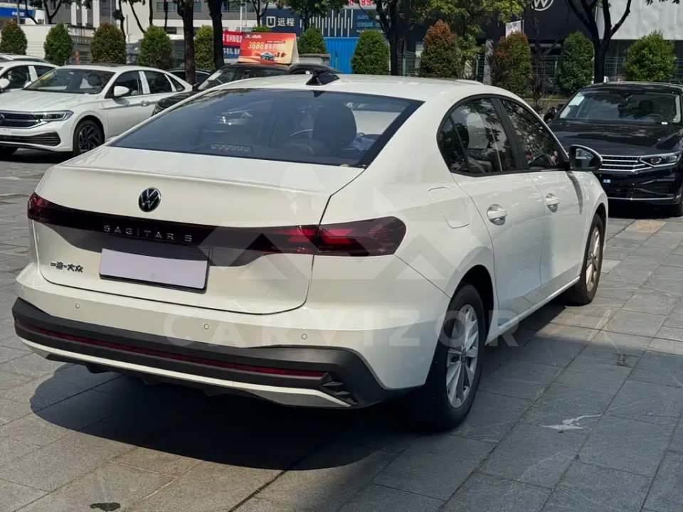 Volkswagen Sagitar