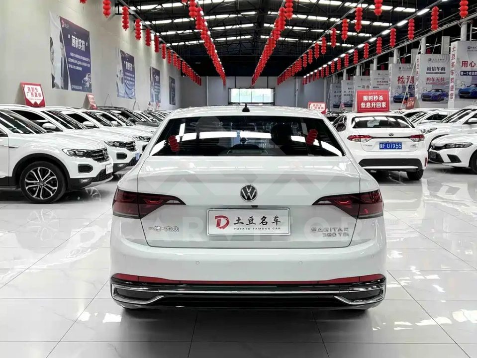 Volkswagen Sagitar
