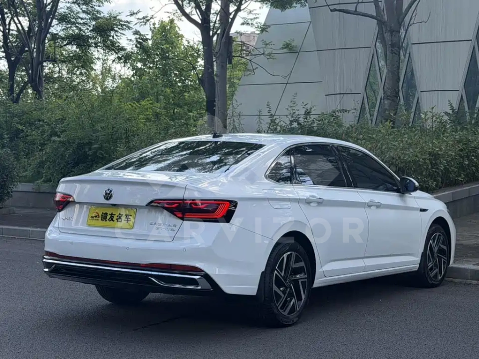 Volkswagen Sagitar